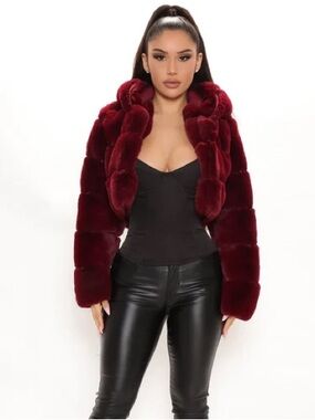 In My Dreams Faux Fur Coat - Burgundy XL